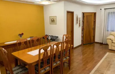 Casa com 3 quartos à venda na Rua Prates, Osvaldo Cruz, São Caetano do Sul