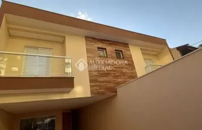 Sobrado  3 quartos e 4 vagas  á venda  bairro demarchi, em são bernardo do campo