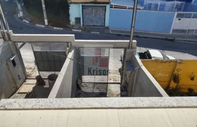 Casa com 3 quartos para alugar na Rua Iaquirana, 37, Rio Pequeno, São Paulo