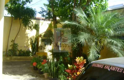 Sobrado c/3 dorm.e salão na parte de baixo de 250 m² .