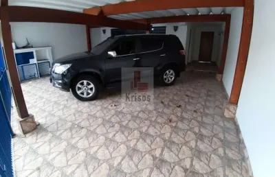 Sobrado com ótima localização para venda com 3 dorms e 4 vagas.  à 10 minutos da estação butantã
