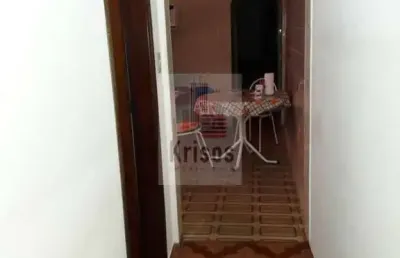 Linda casa térrea corredor lateral garagem coberta p/2autos