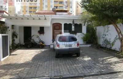 Casa térrea no continental  próximo ao shopping !!!
