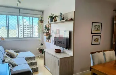 Ótimo apartamento com 3 dormitórios com armários,suite,banheiro social,sala de jantar e mais!!