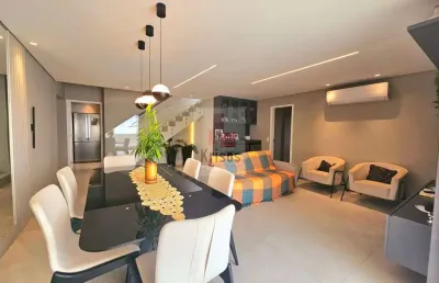Cobertura impecável com 256m² ? 3 suítes, 3 vagas e churrasqueira privativa!
