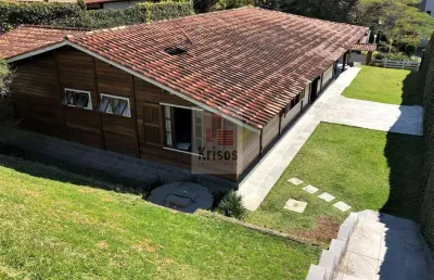 Encantadora casa térrea pré-fabricada em madeira ? conforto e estilo com vista deslumbrante!