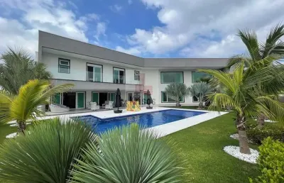 Incrível casa moderna em localização privilegiada ? conforto e estilo em um só lugar!