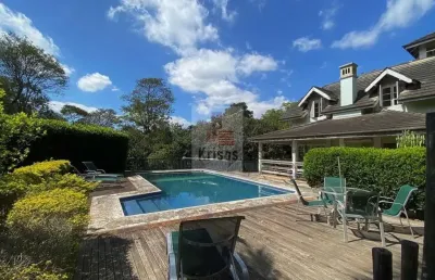 Casa luxuosa em estilo colonial americano - assinatura de sig bergamin.