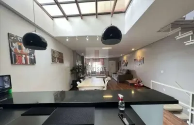 Sobrado amplo e sofisticado com 3 suítes ? conforto e localização privilegiada!
