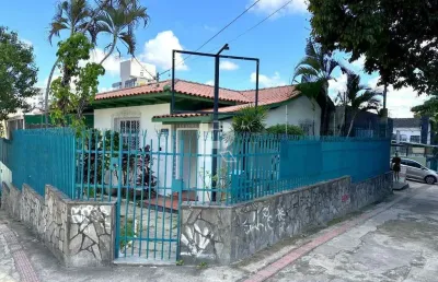Casa com 5 quartos para alugar na Avenida do Contorno, 9277, Prado, Belo Horizonte