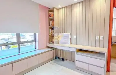 Casa sobrado, 3 suites 2 closet master, lavanderia, lavabo, piscina, 4 garagens
