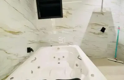 Casa sobrado, 4 suites 1 closet master, moveis planejados, lavanderia, lavabo