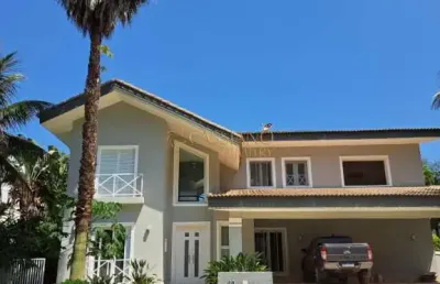 Sobrado à venda de 573m² | 07 dormitórios, sendo 02 suítes e 03 vagas de garagem | massaguaçu - caraguatatuba |
