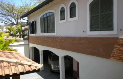 Sobrado à venda de 330m² | 04 dormitórios, sendo 01 suíte e 02 vagas de garagem | monte castelo - são josé dos campos |