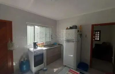 Casa assobradada à venda de 98m² | 03 dormitórios, sendo 01 suíte e 02 vagas de garagem | jardim das indústrias - são josé dos campos |