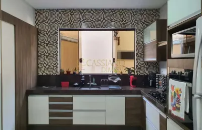 Sobrado à venda de 360m² | 04 dormitórios, sendo 02 suítes e 04 vagas de garagem | jardim esplanada ii - são josé dos campos |