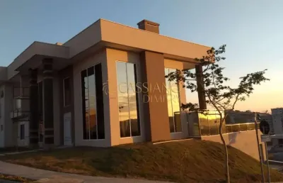 Casa à venda de 567m² | 05 suítes, 07 banheiros e 06 vagas de garagem | colinas do paratehy sul - colinas do parathey | são josé dos campos |