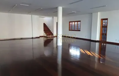 Casa/sobrado comercial para locação de 384,83m² | 05 dormitórios, sendo todos suítes e 04 vagas de garagem | jardim esplanada - são josé dos campos |