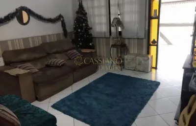 Sobrado à venda de 198m² | 03 dormitórios sendo 02 suítes, 04 banheiros e 03 vagas de garagem | vista verde - são josé dos campos |