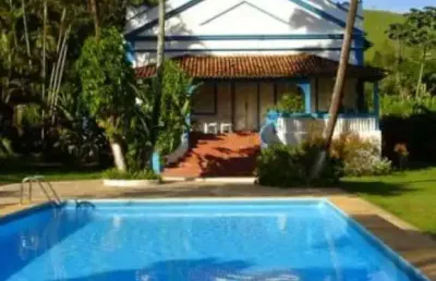 Casa sede de 1.150,00m² de área construída e 290.400,00m² de terreno - paraibuna