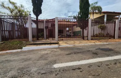 - casa com 2 suítes + dce- condomínio fechado- área de lazer com piscina