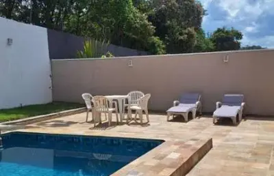 Casa alto padrão para locação em santana de parnaíba, alphaville, 3 suítes, 4 banheiros
