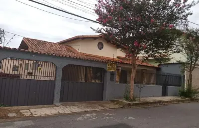 Casa com 3 quartos à venda na rua joaquim francisco da silveira, ipiranga, belo horizonte, 260 m2 por r$ 810.000