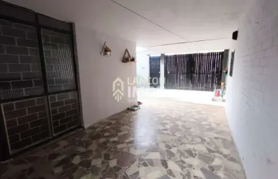 Casa com 3 quartos à venda na Rua Tenente Ary Aps, 169, Vila Vianelo, Jundiaí