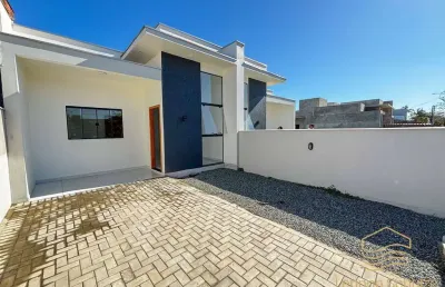 Casa averbada com 3 quartos sendo 1 suíte em barra do sul - costeira