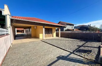 Casa 3 quartos e suíte no centro de balneário barra do sul