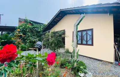 Casa 3 dormitórios em rua asfaltada - balneário barra do sul - pinheiros