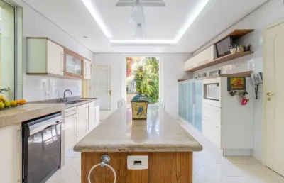 Casa com 5 quartos à venda na Rua Dom Henrique, 270, Jardim Luzitânia, São Paulo