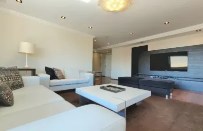 Apartamento porteira fechada 4 suítes e 4 vagas - bairro jardim.