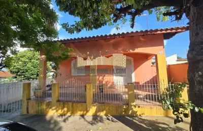 Casa com 3 quartos à venda na Vila Fleming, São João da Boa Vista 