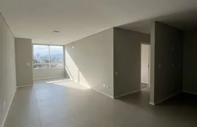 Apartamento com 2 quartos para alugar na Rua Marcílio Dias, 7, Estreito, Florianópolis