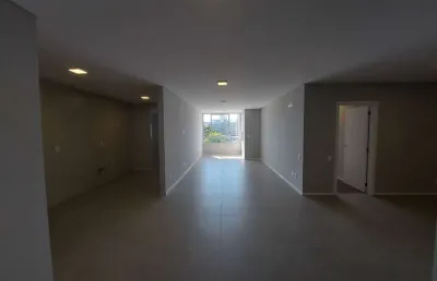 Apartamento com 3 quartos para alugar na Rua Marcílio Dias, 7, Estreito, Florianópolis