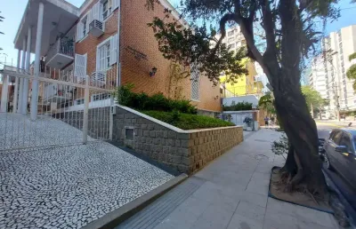 Apartamento com 3 quartos para alugar na Avenida Trompowsky, 322, Centro, Florianópolis