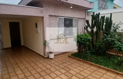 Casa térrea | vila liviero | 2 dorm | 2 vagas | 100m²
