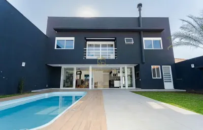 Residência de alto padrão  mobiliada  389m  privativos  3 suítes  piscina aquecida  uberaba