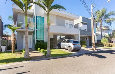 Casa de alto padrão no vilaggio santa corona, 3 quartos – 197m² construídos