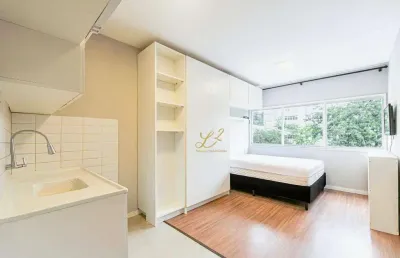 Oportunidade - ótimo flat reformado e mobiliado, 25 m² no coração do centro cívico!