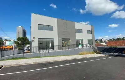 Prédio comercial de esquina - 500m² no santa cândida!