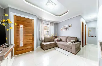 Maravilhosa casa em condomínio com 70 m² + preparação para ático, paloma em colombo!