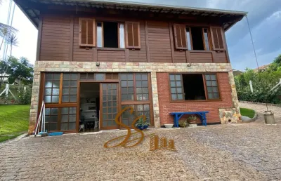 Sítio alto padrão em condomínio fechado em mateus leme