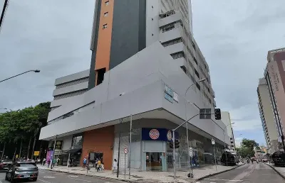 Apartamento com 1 quarto  para alugar, 47.00 m2 por r$2000.00  - centro - curitiba/pr
