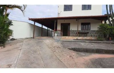 Casa maravilhosa á venda com piscina no bairro arcádia!