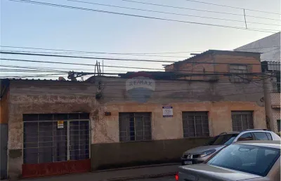 Casa à venda no Centro, Conselheiro Lafaiete 