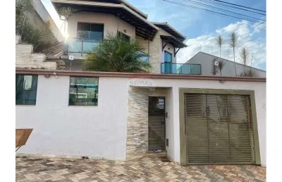 Casa dos seus sonhos á venda  no bairro parque das acácias !