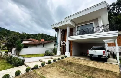 Casa com 4 dormitórios à venda, 260 m² por r$ 1.450.000,00 - parque do imbui - teresópolis/rj