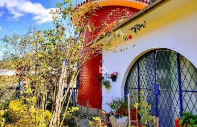 Casa com 3 dormitórios à venda, 200 m² por r$ 979.900 - albuquerque - teresópolis/rj